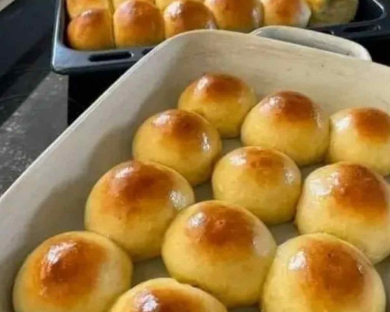 baked dinner rolls