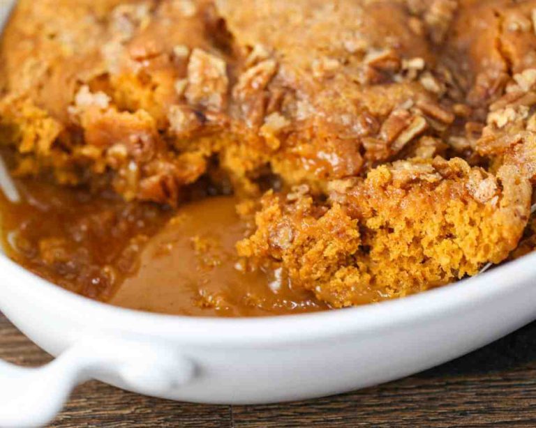 Pumpkin Pecan Cobbler