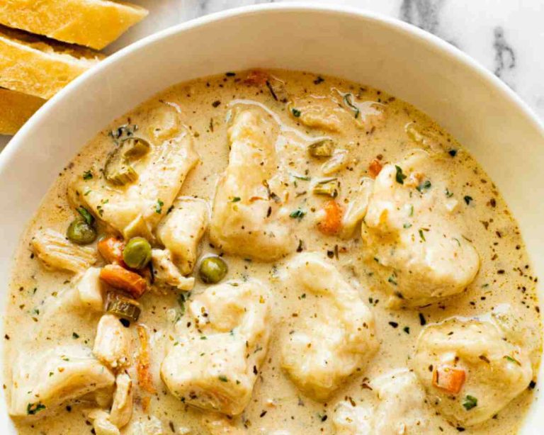 HOMEMADE CHICKEN AND DUMPLINGS