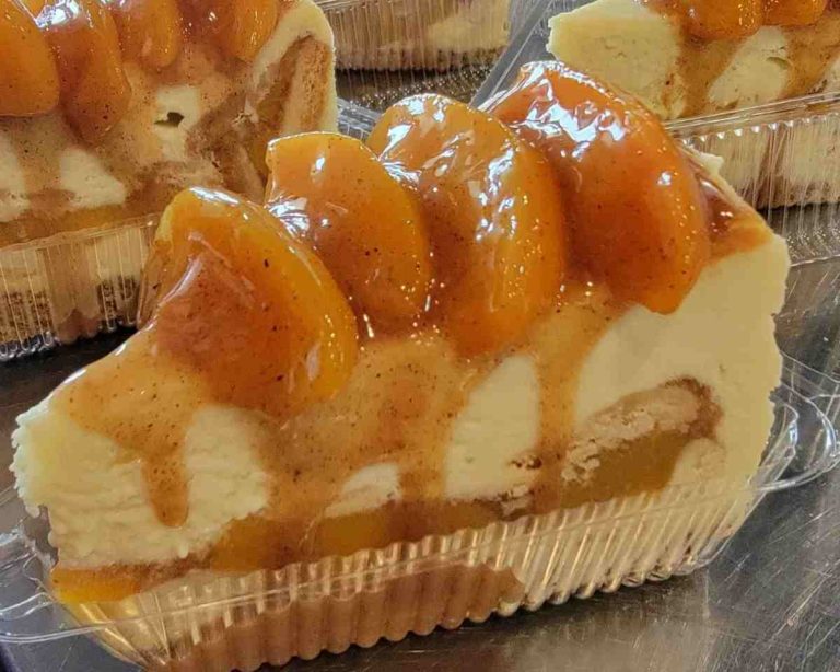 Peach Cobbler Cheesecake