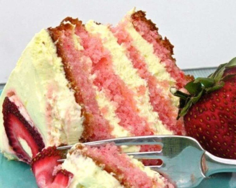 Strawberry Lemonade Cake