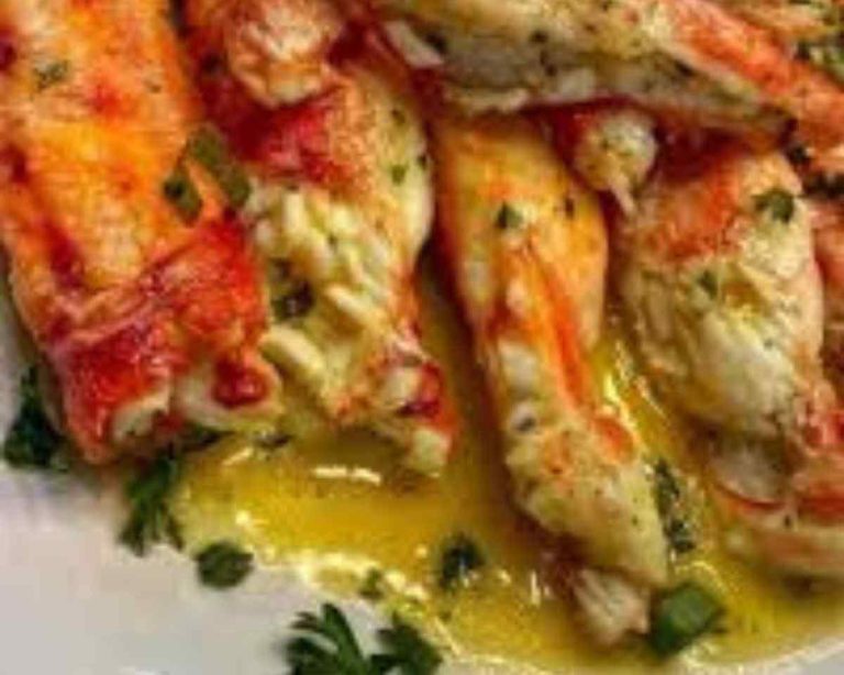 Baked Crab Legs in Butter Sauce