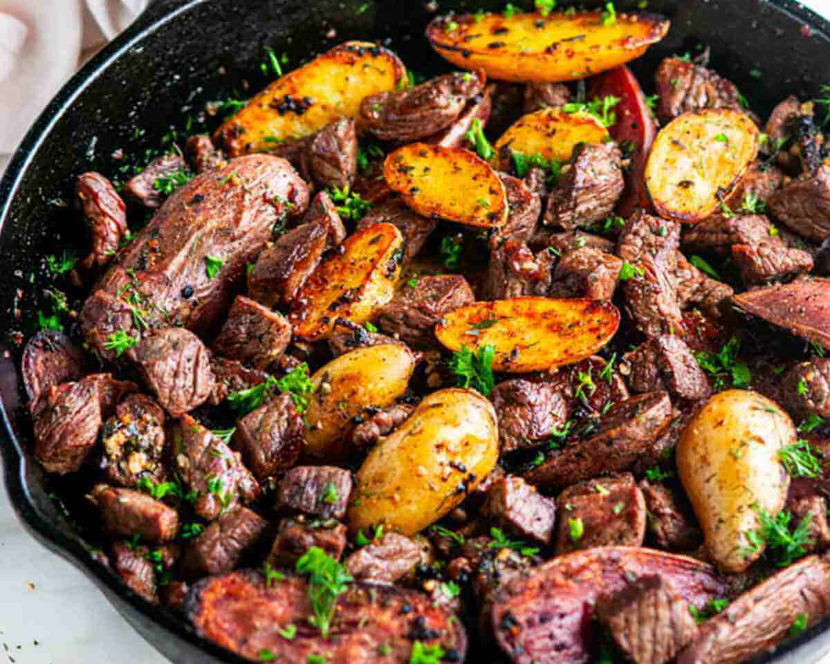 Garlic Butter Steak and Potatoes Skillet - Easy Recipes Idea