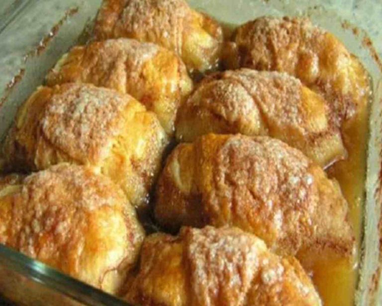 PIONEER WOMANS APPLE DUMPLINGS