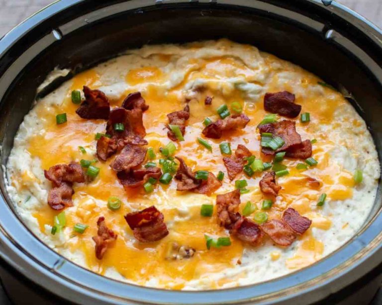 Slow Cooker Baked Mashed Potato Casserole