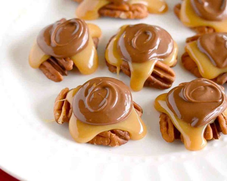 Turtle Candy with Pecans and Caramel