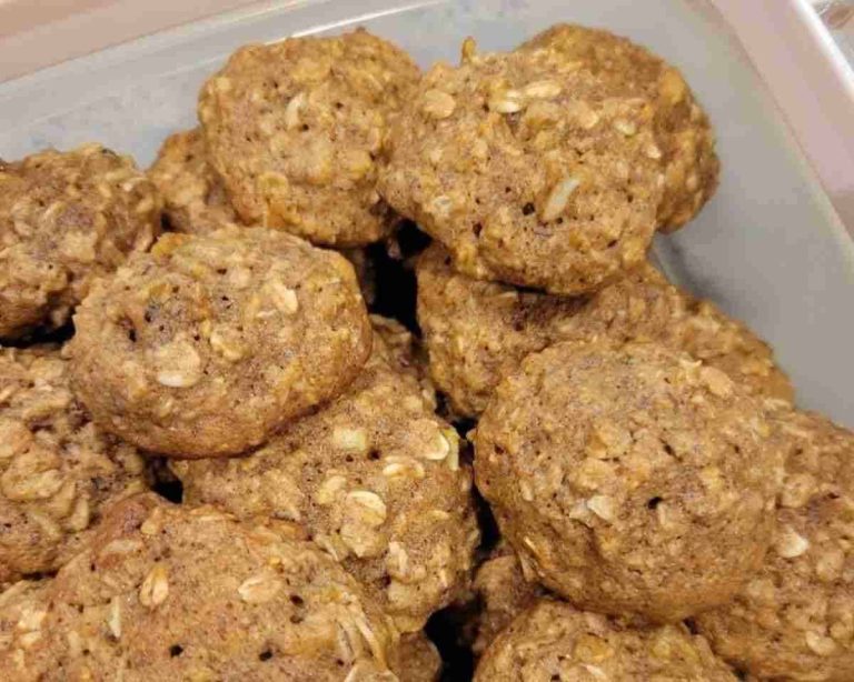 FRESH APPLE OATMEAL COOKIES