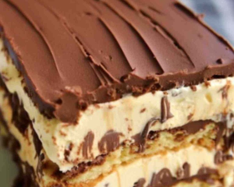 NO BAKE PEANUT BUTTER ECLAIR CAKE