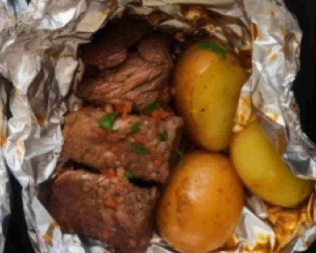 Garlic Steak & Potato Foil Packets - Easy Recipes Idea