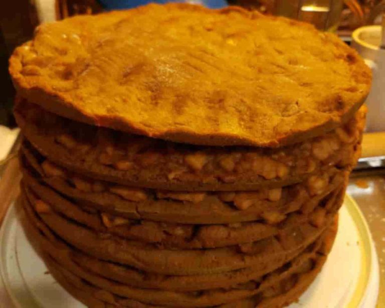 Old Fashioned Apple Stack Cake