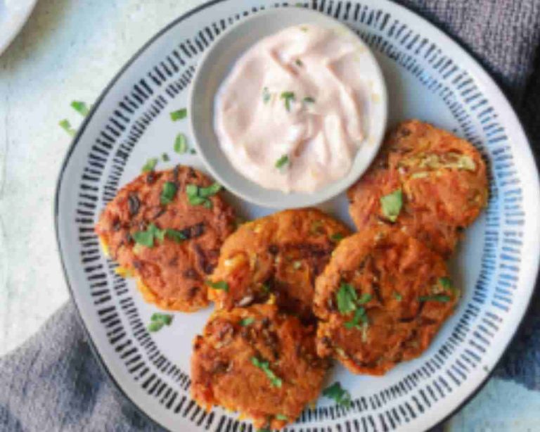 Fresh Cabbage and Carrot Patties Recipe