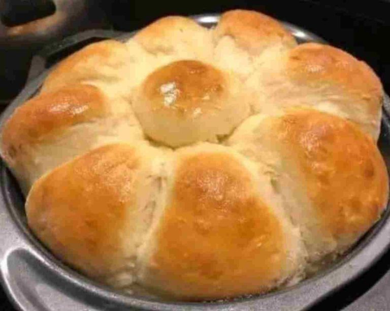 old-Fashioned Soft and Buttery Yeast Rolls