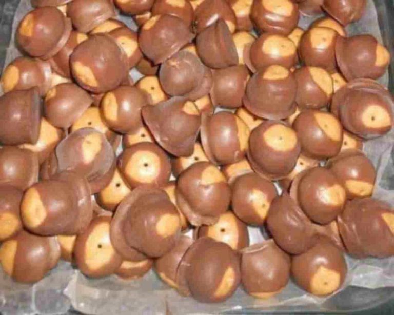 PEANUT BUTTER BALLS