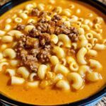 One-Pot Macaroni Cheeseburger Soup